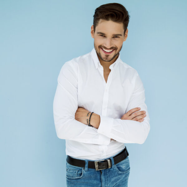 時短コーデでシャツを選ぶなら？ ノーアイロンで朝が変わる理由